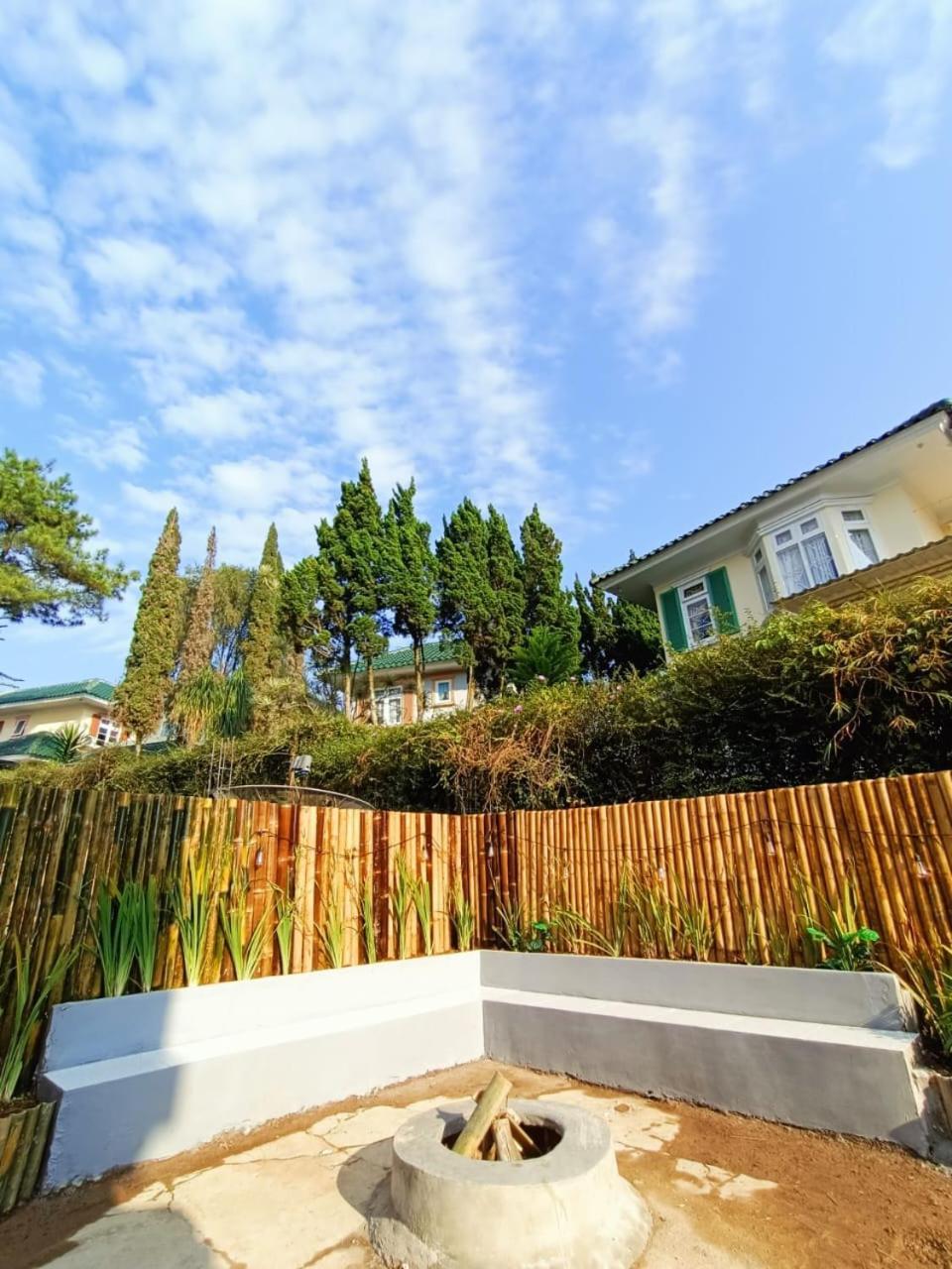 Hasha Private Pool Villa Puncak